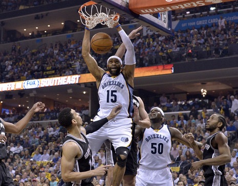 同时利用他 同时利用他