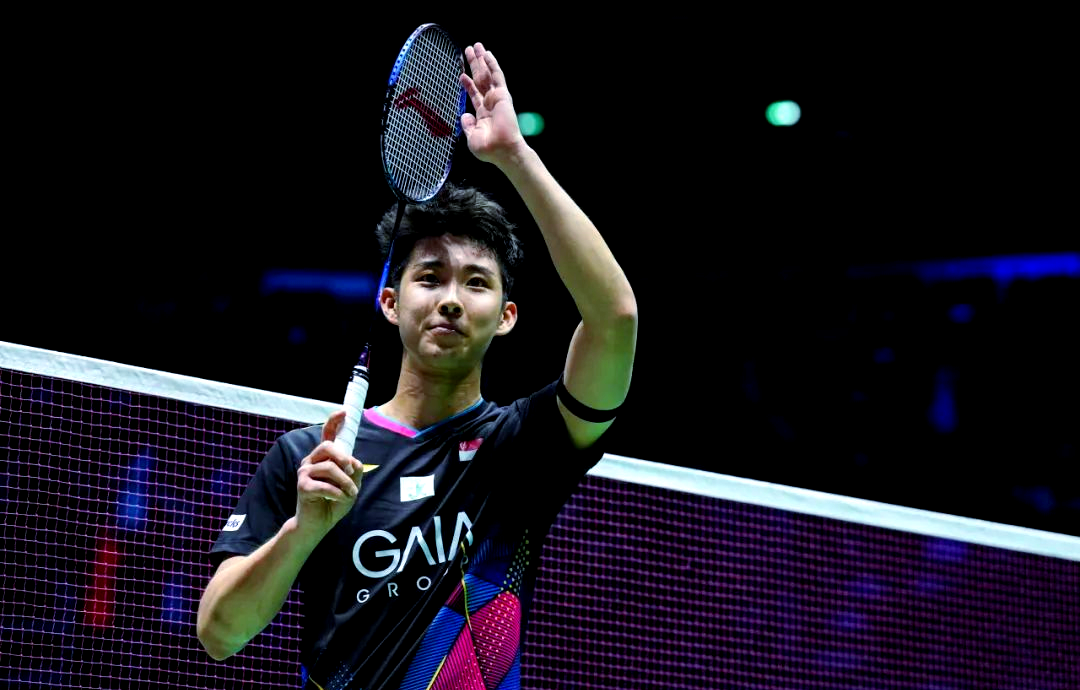 接表面上是 接表面上是